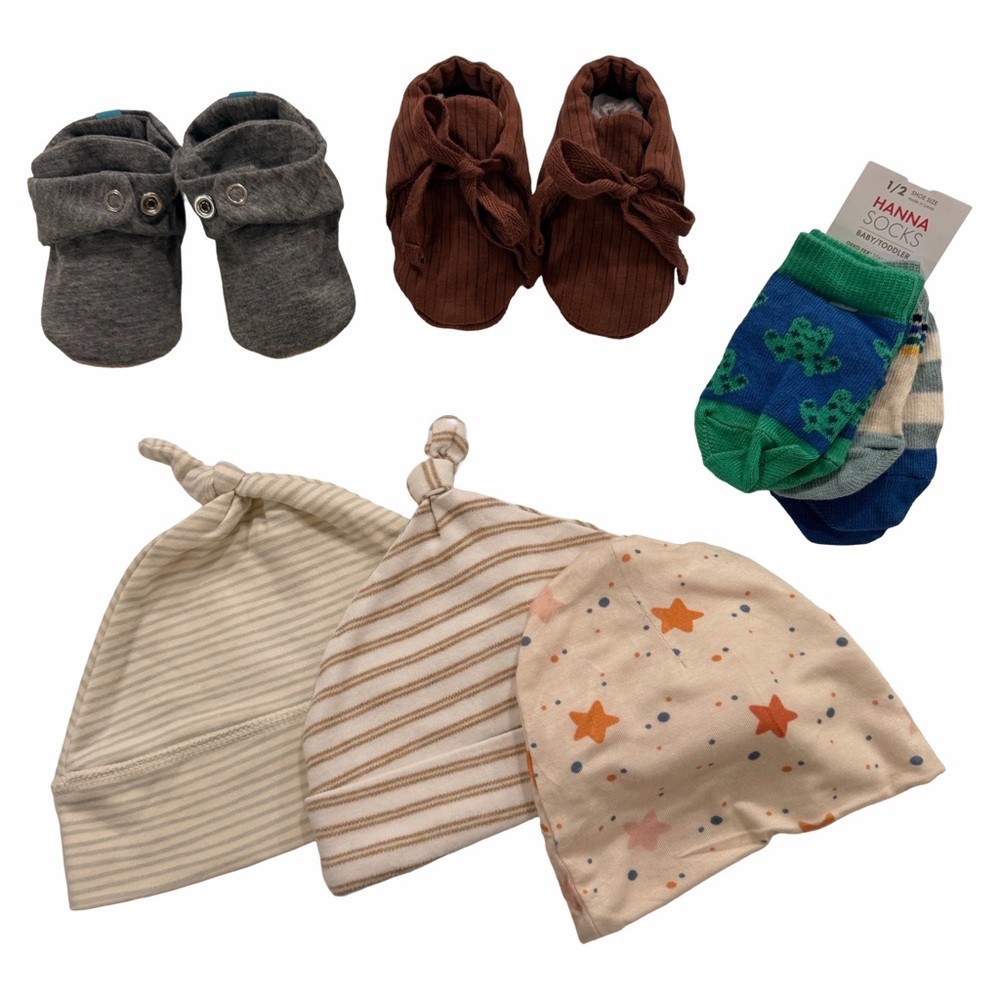 Newborn Baby Bundle - Hats, Booties + Socks - Hanna Quincy Mae Pehr Posh Peanut